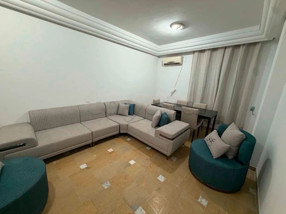 📍ENNASR 2 : APPARTEMENT S+1 MEUBLE A LOUER
