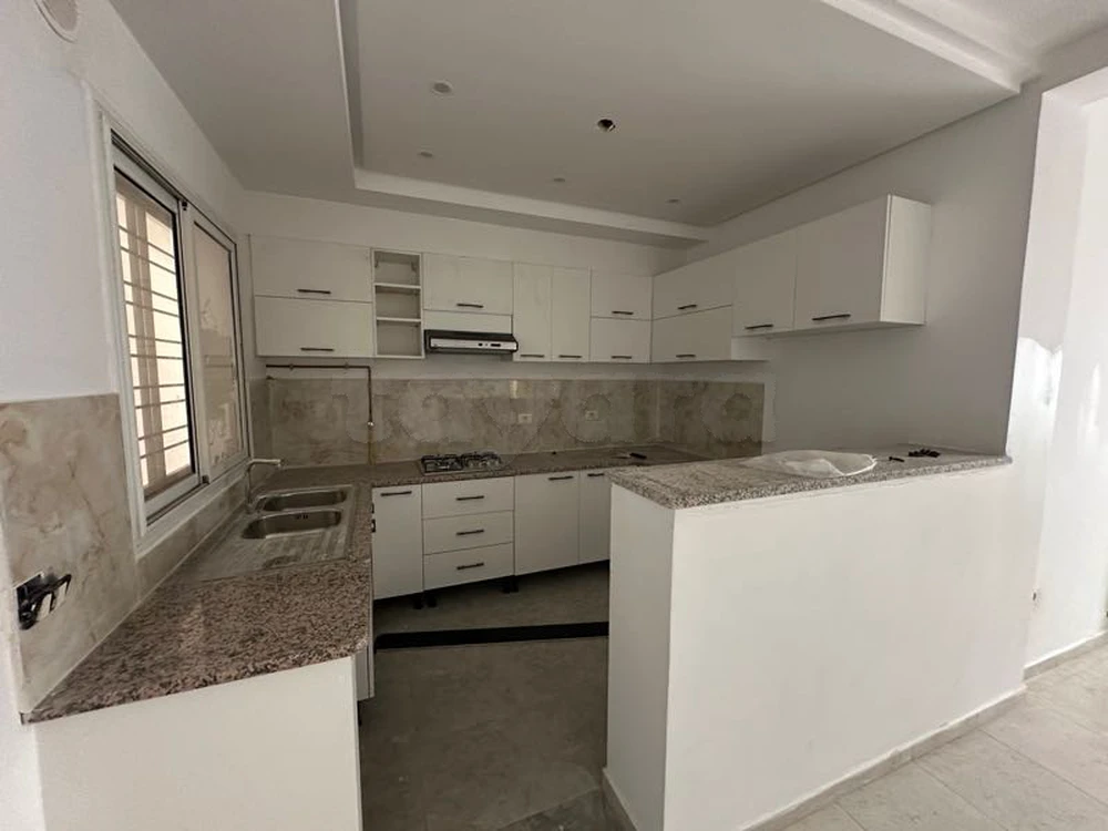 Appartement S+3 tout neuf