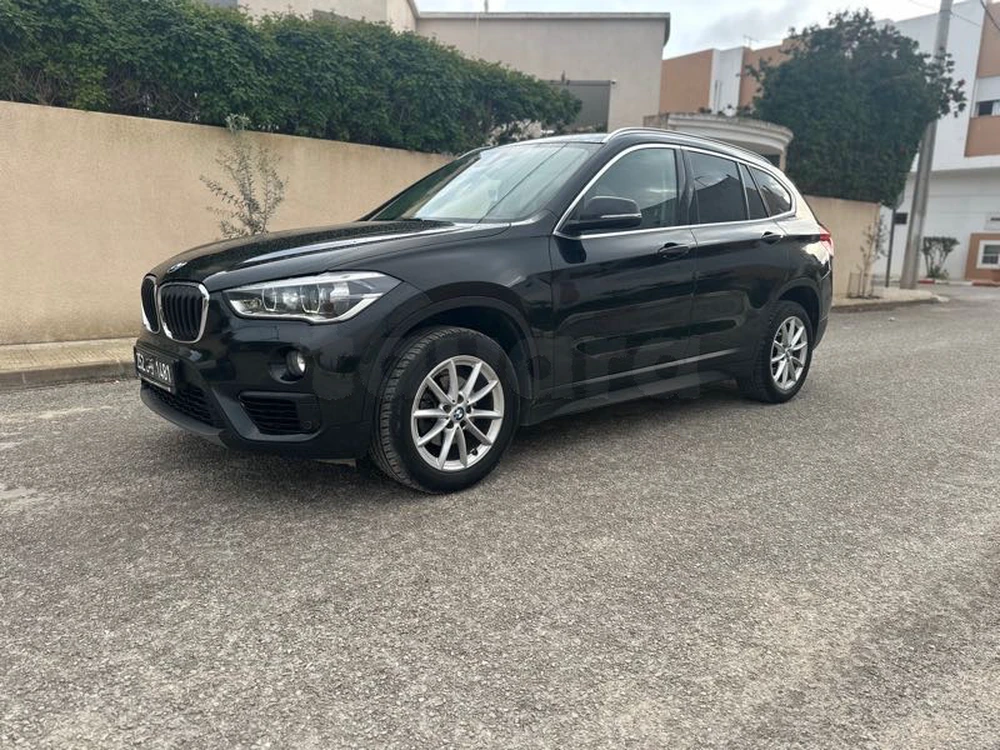 Carte voiture BMW X1