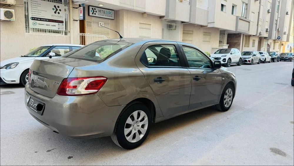 Peugeot 301
