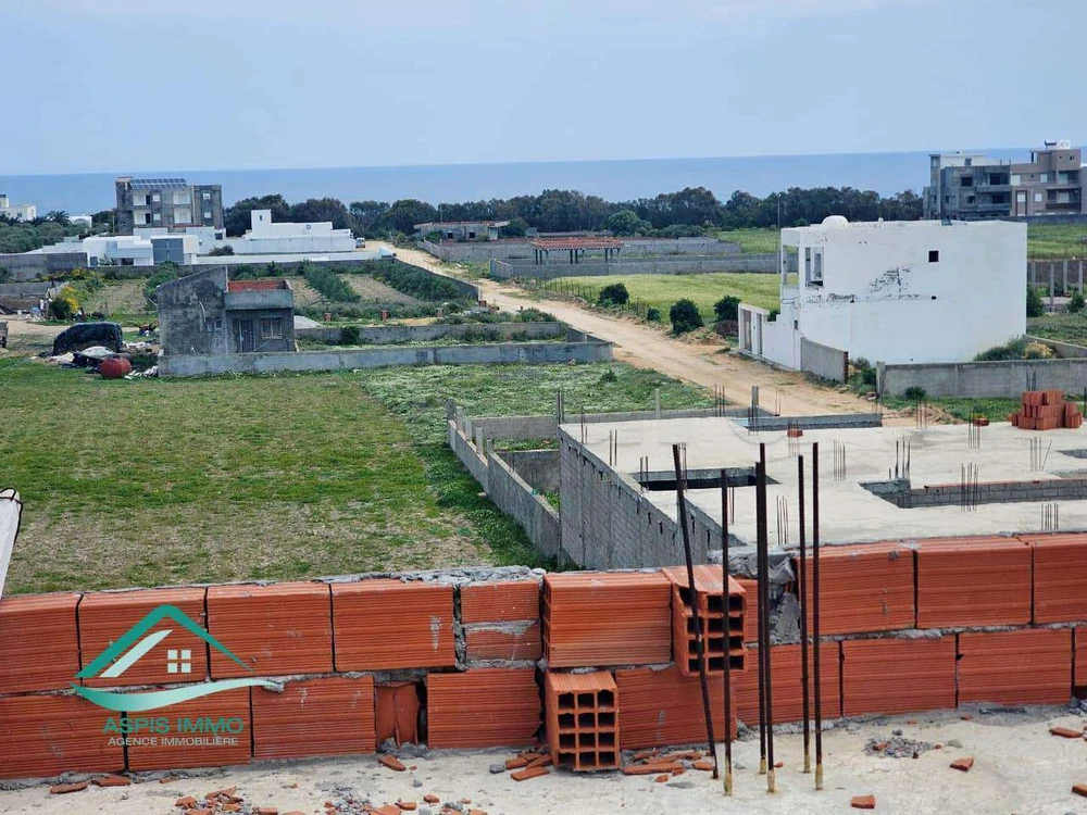 Maison en cours de construction à 600 mètres plage Kerkouane Kelibia