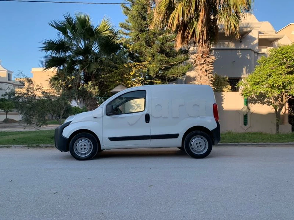 Carte voiture Peugeot Bipper
