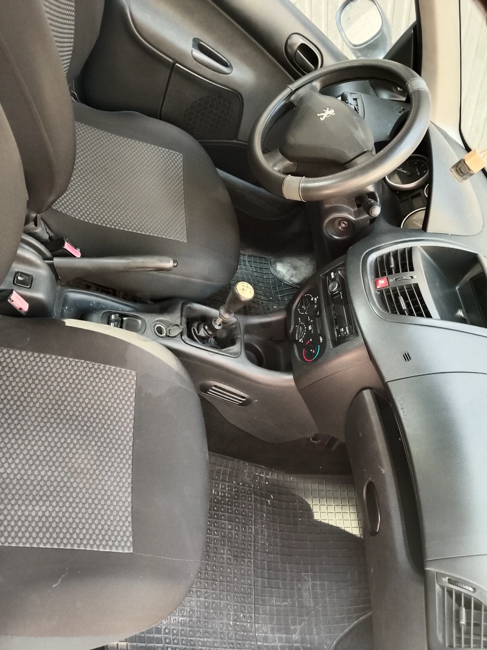 Peugeot 206+