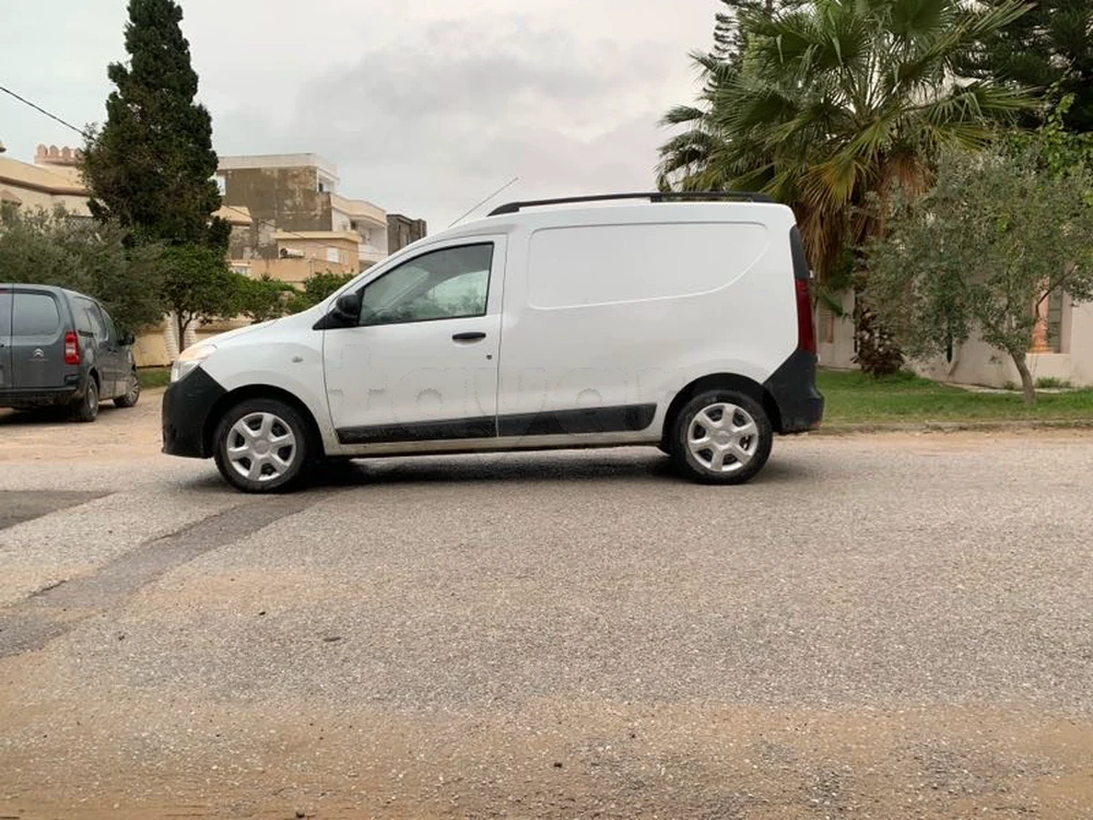 Carte voiture Dacia Dokker