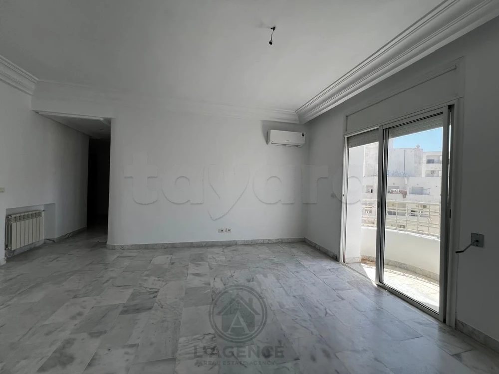 A louer appartement s+2 dans une résidence sécurisée à Ain Zaghouan