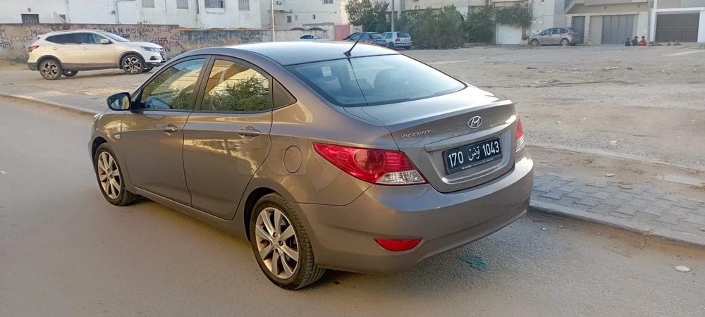 Carte voiture Hyundai Accent