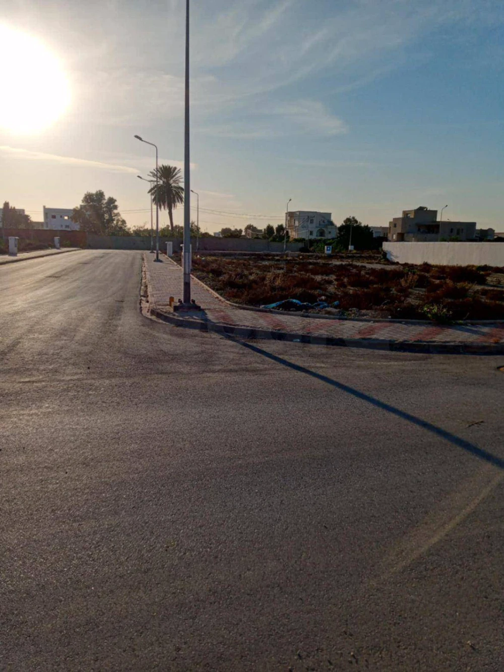 A vendre des lots de terrain a partir de 295m² dans un Lotissement viabilisé Titre individuelle 300m du rom-point Parc Soukra vert soukra valet