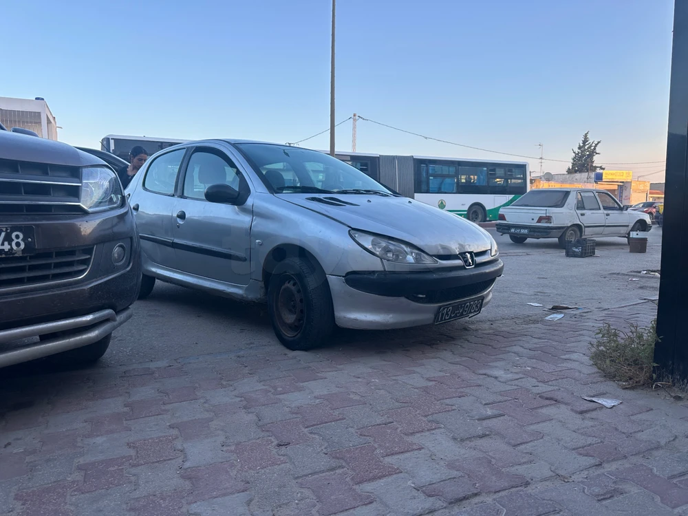 Peugeot 206