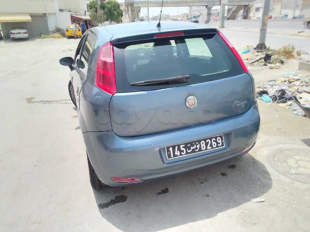 Carte voiture Fiat Grande Punto