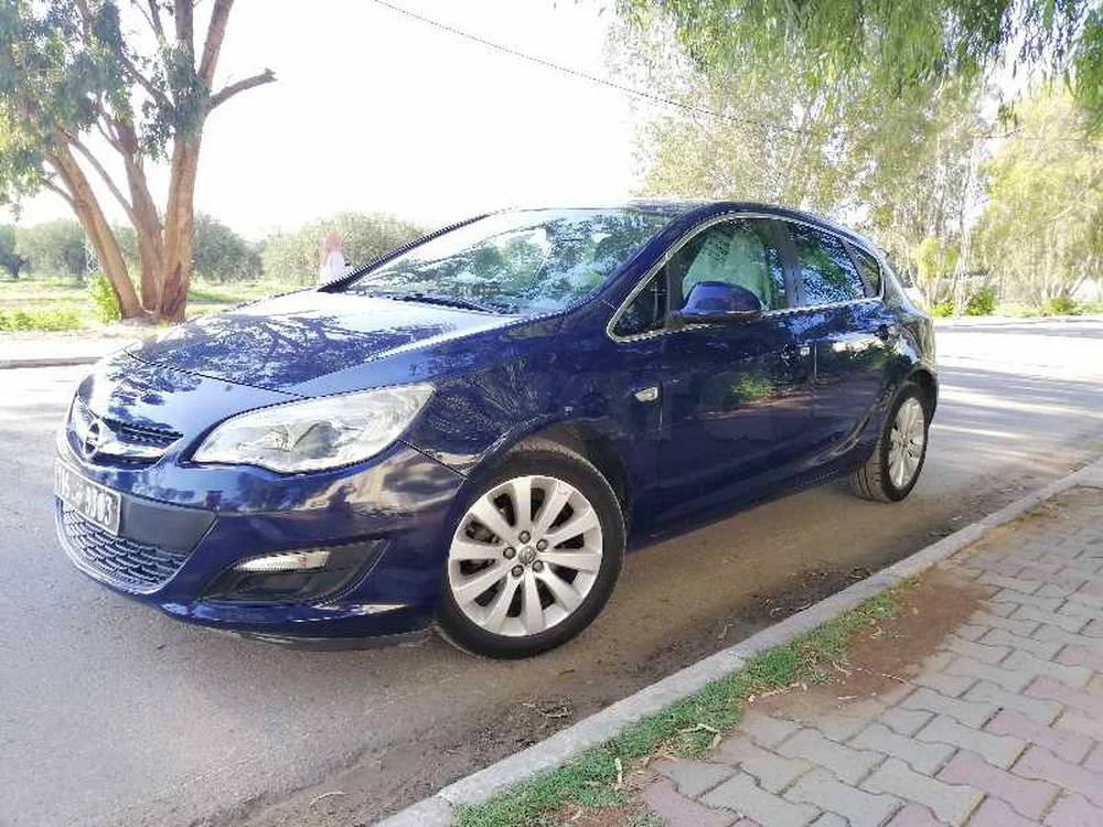 Carte voiture Opel Astra