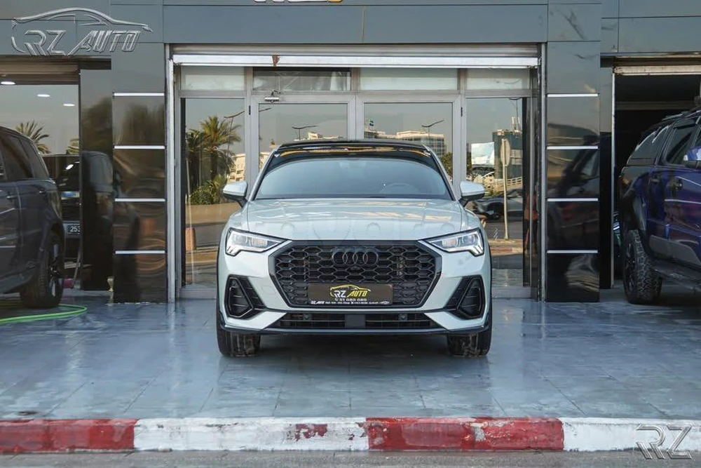 Carte voiture Audi Q3