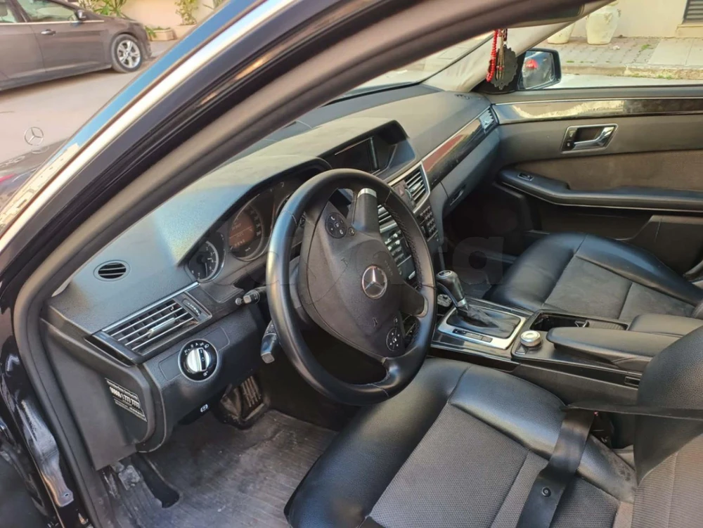 Carte voiture Mercedes-Benz 250