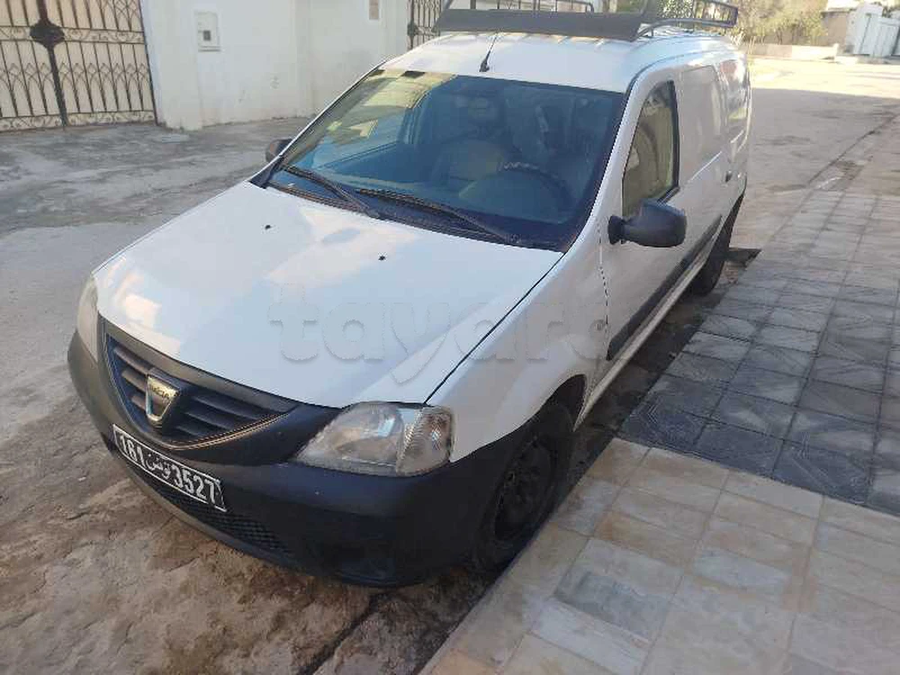 Carte voiture Dacia Logan