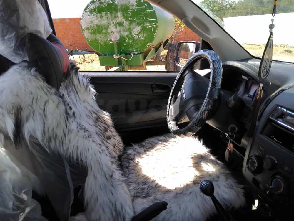 Carte voiture Isuzu D-Max