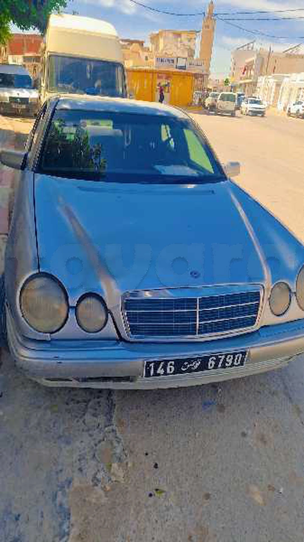 Carte voiture Mercedes-Benz 210