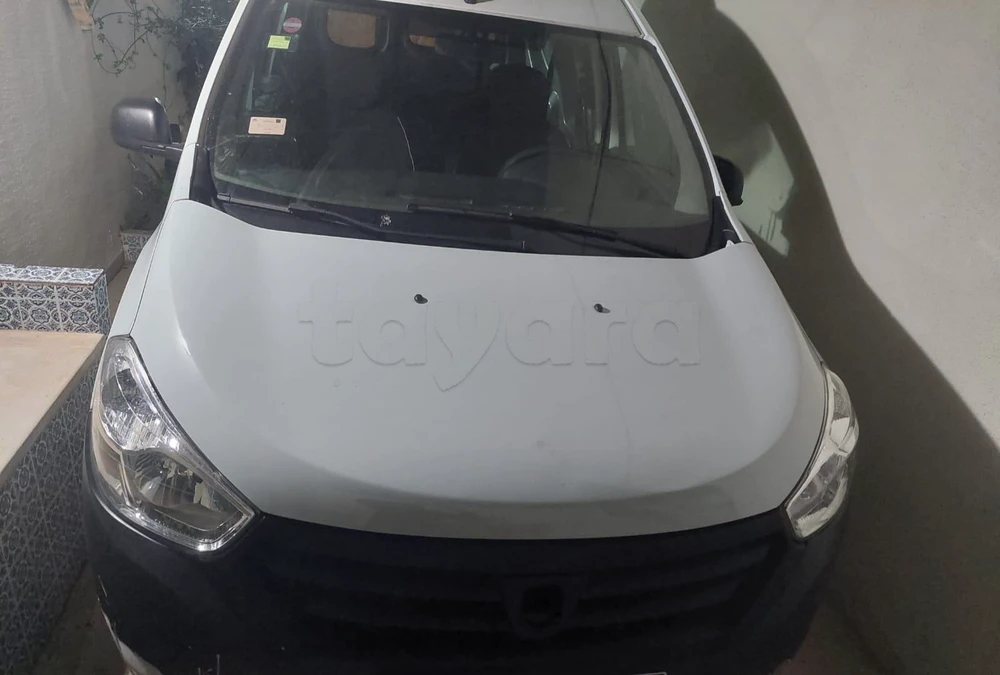 Carte voiture Dacia Dokker