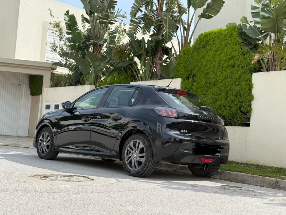 Carte voiture Peugeot 208