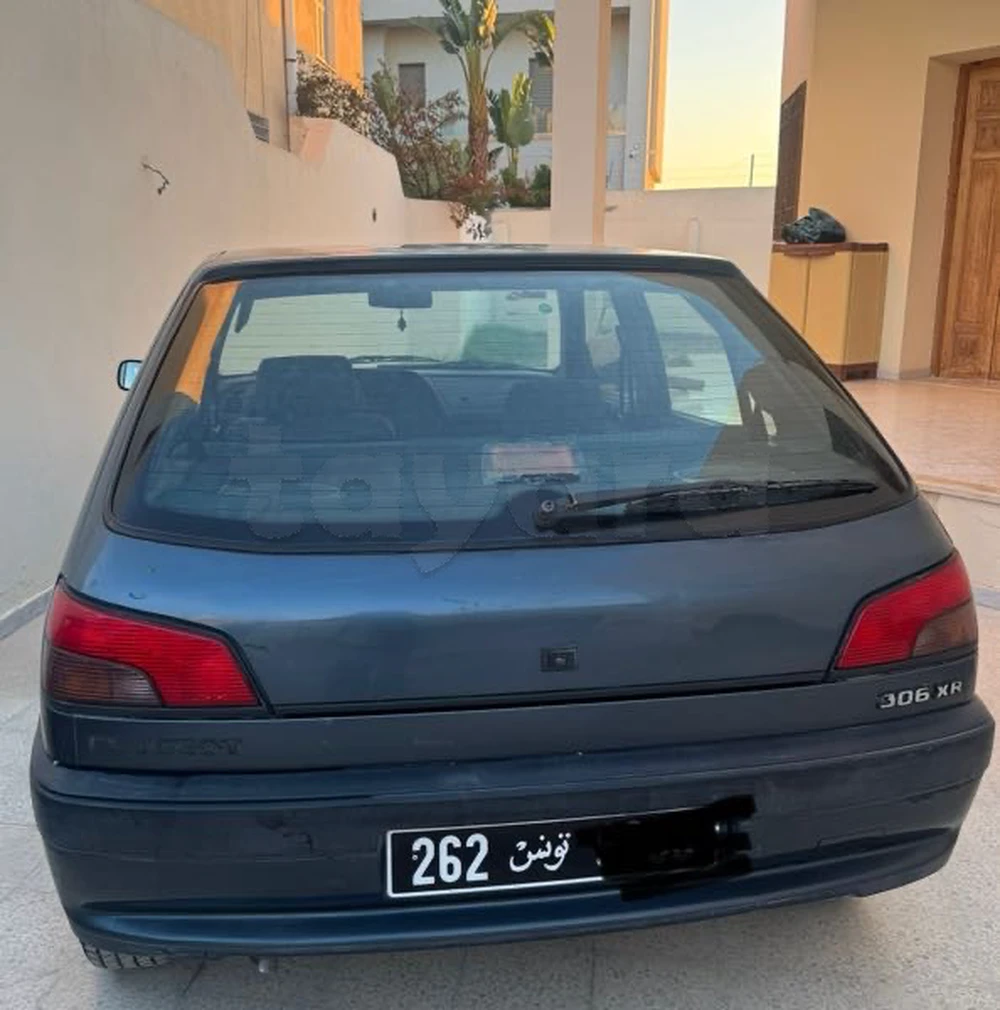 Peugeot 306