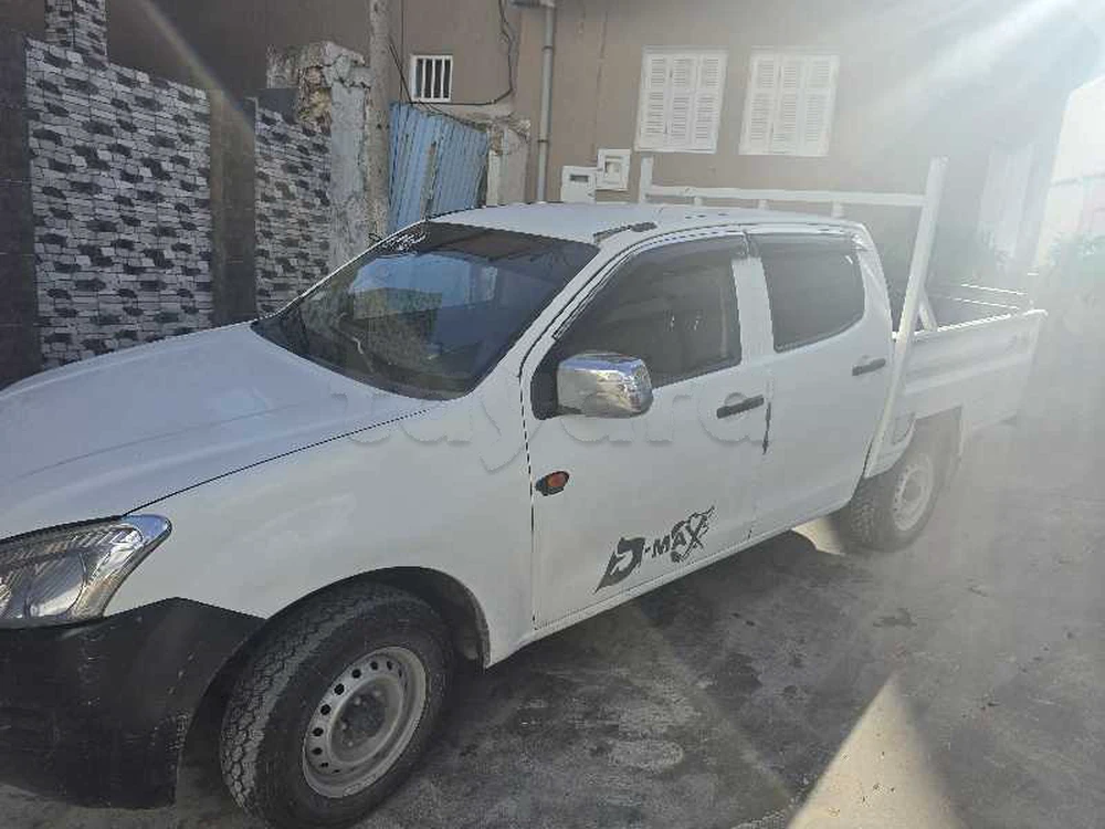 Isuzu D-Max