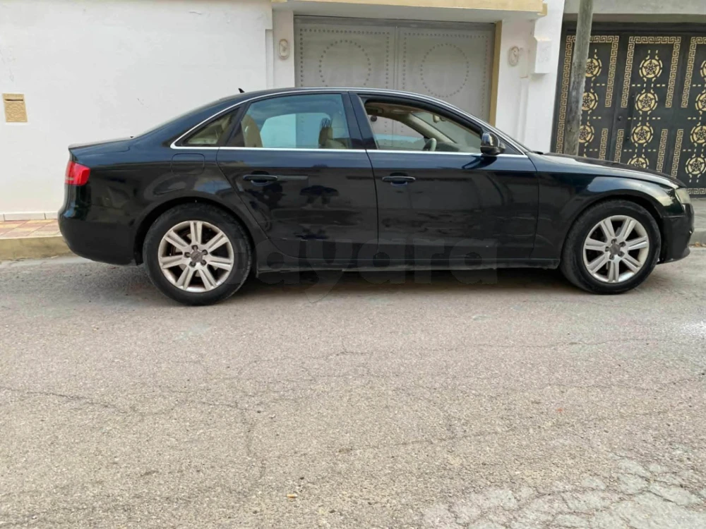 Carte voiture Audi A4