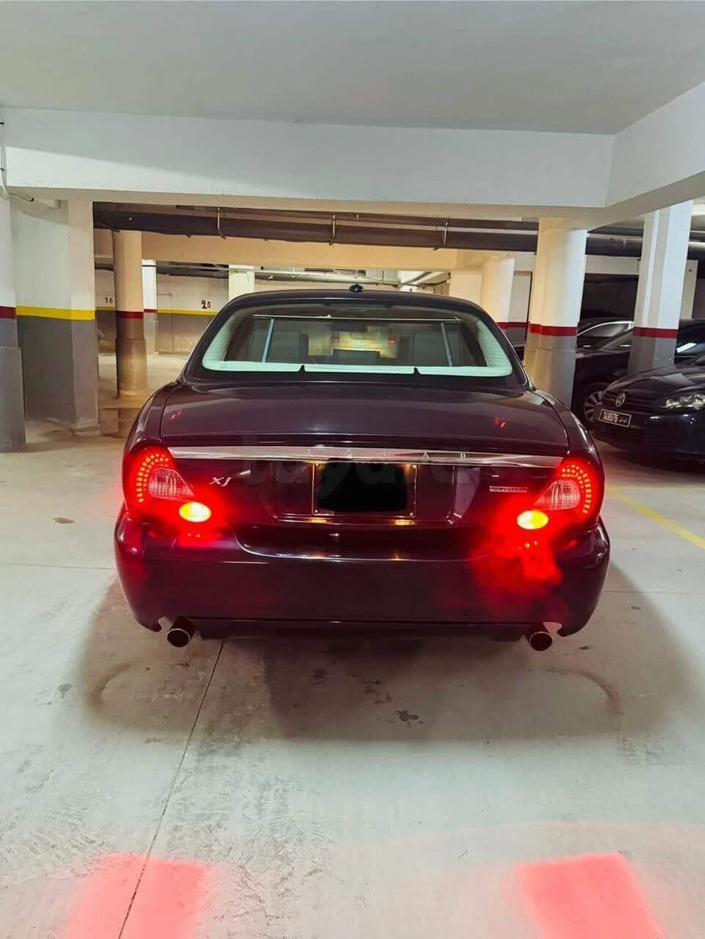 Jaguar XJ