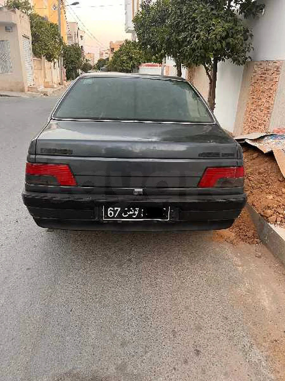 Peugeot 405