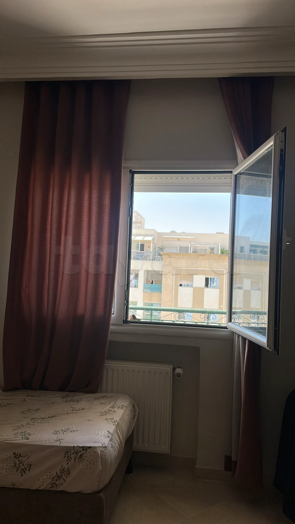 Une chambre individuelle centre urbain nord pour fille haut standing dispo fin septembre part 645 dt