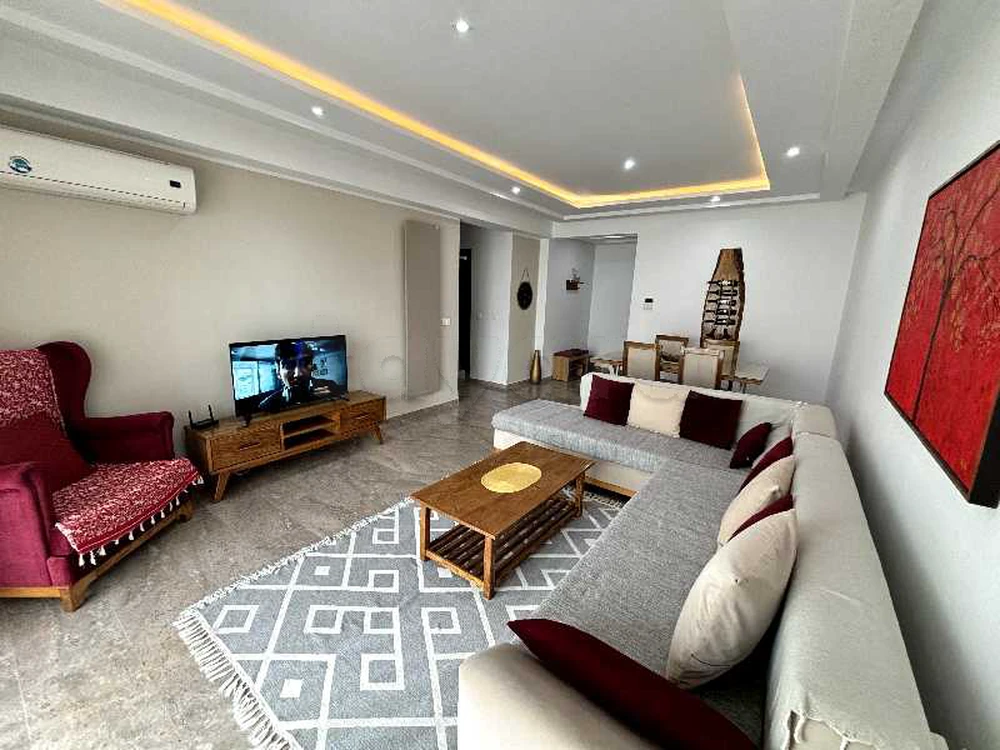 À vendre S+2 de HS à la Soukra (Chotrana1)