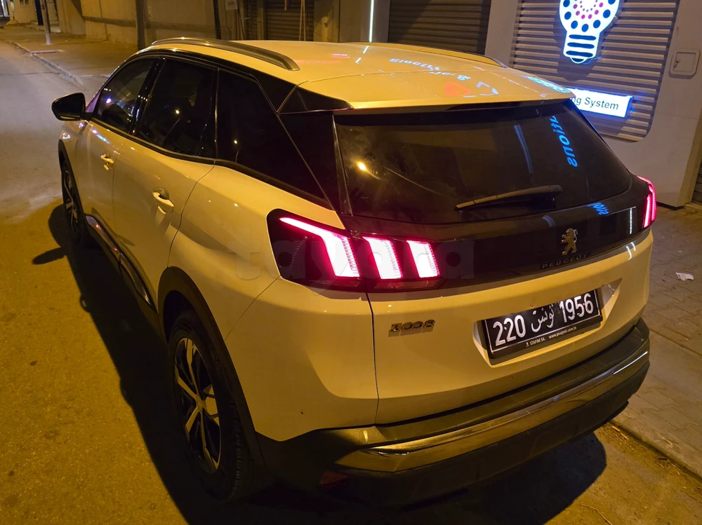 Carte voiture Peugeot 3008