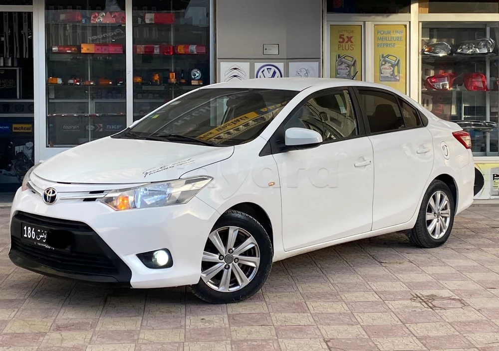 Carte voiture Toyota Yaris