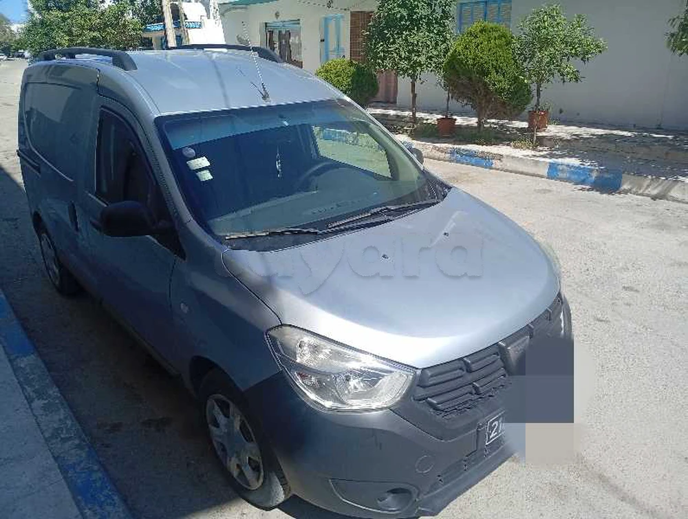 Carte voiture Dacia Dokker