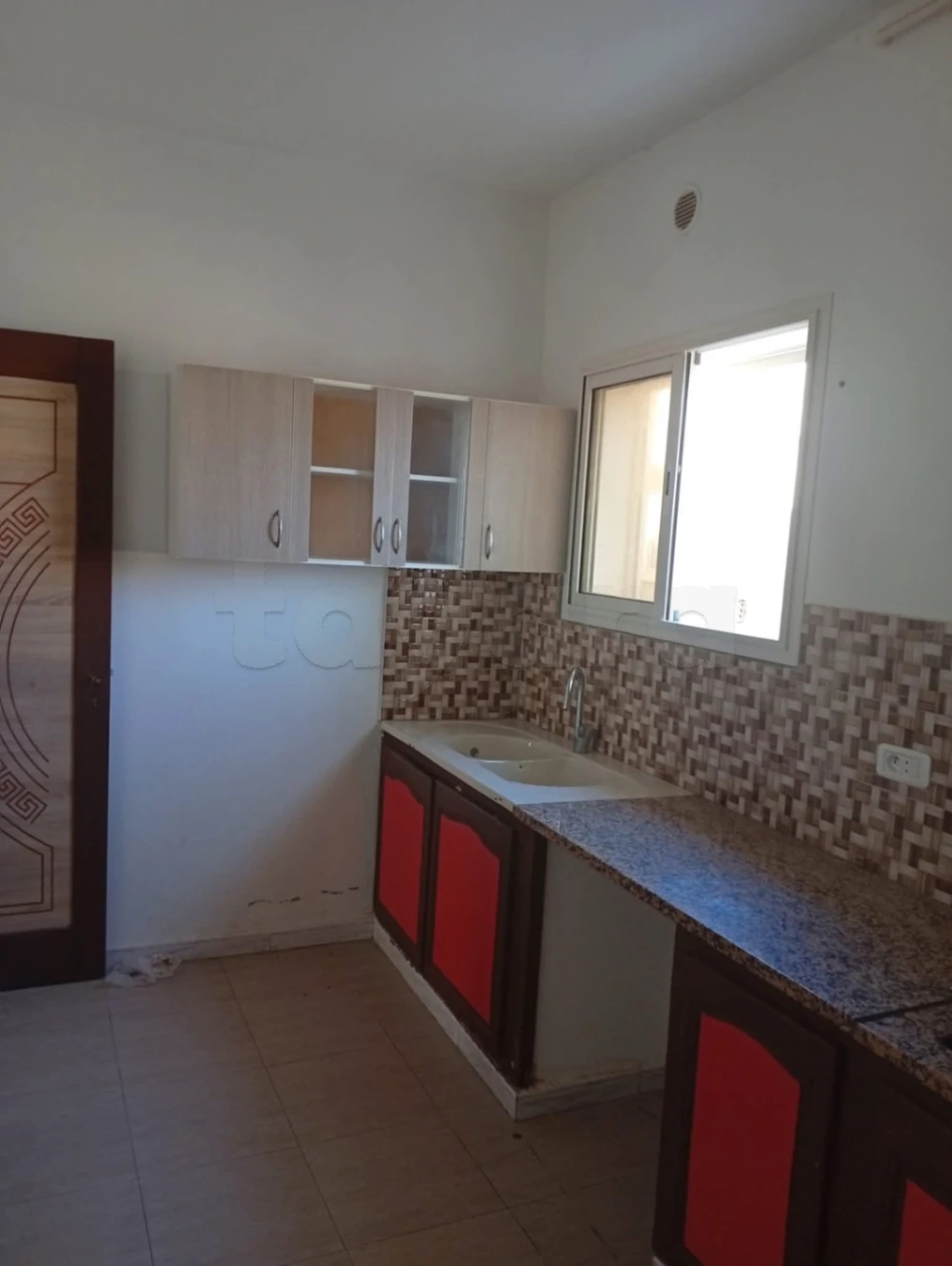 À louer un appartement s+2 à ain zaghouan