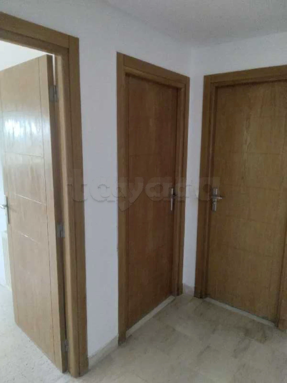 A vendre très bel Appart S+2, à cité les palmiers , L'aouina