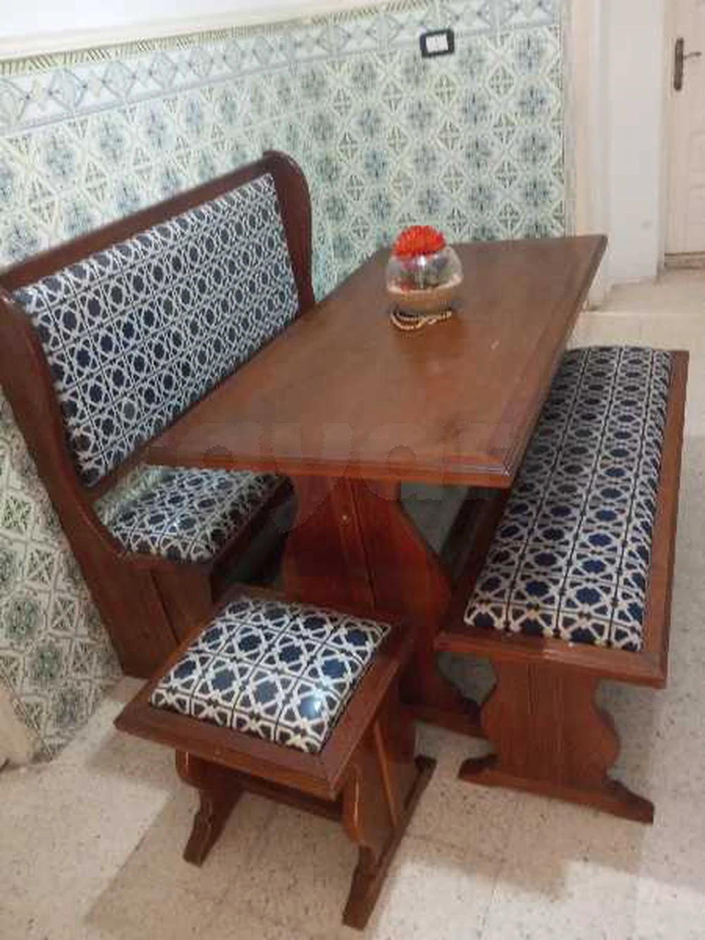 sallon + coin repas
صالة و بيت فطور