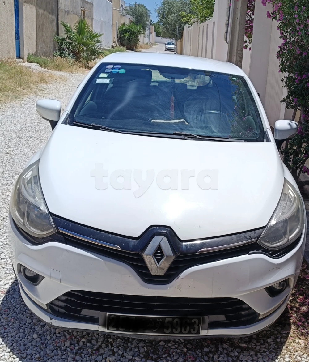 Carte voiture Renault Clio