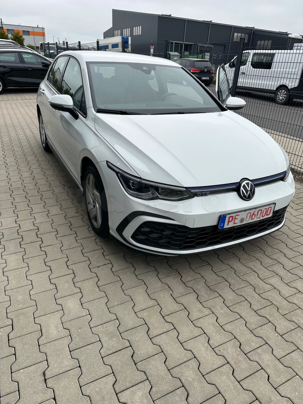 Carte voiture Volkswagen Golf 8