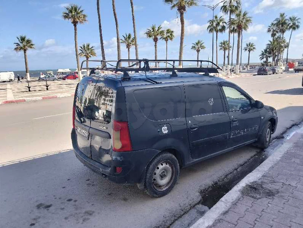 Carte voiture Dacia Logan