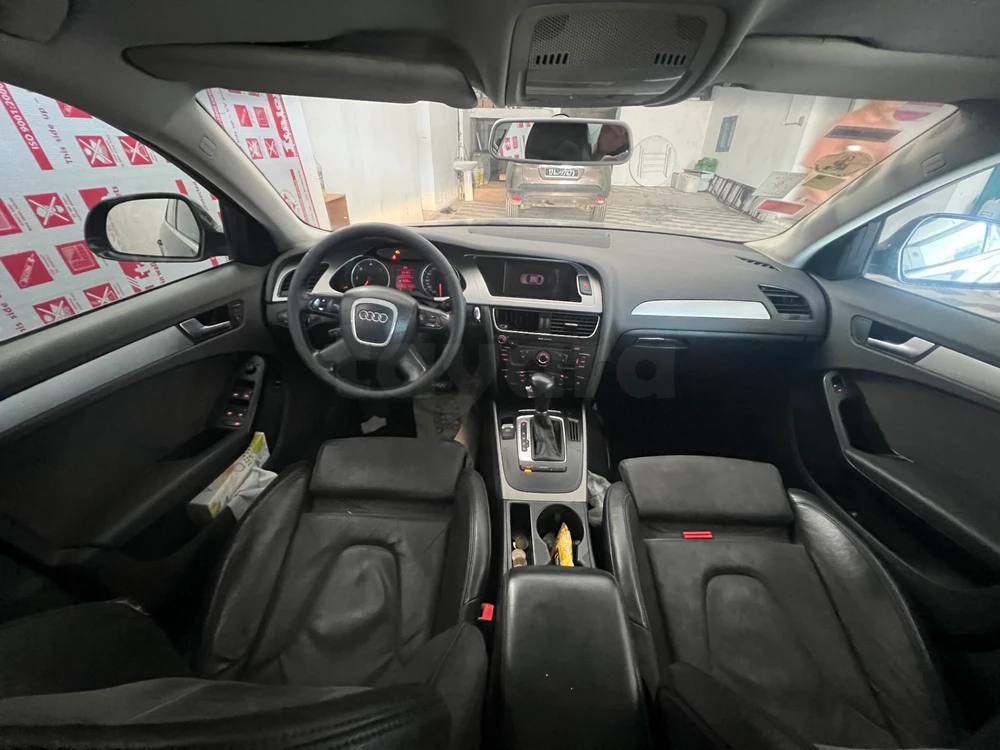 Carte voiture Audi A4