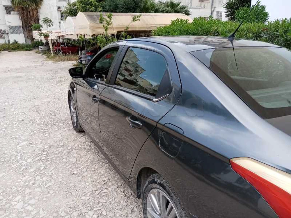 Citroen C-Elysee