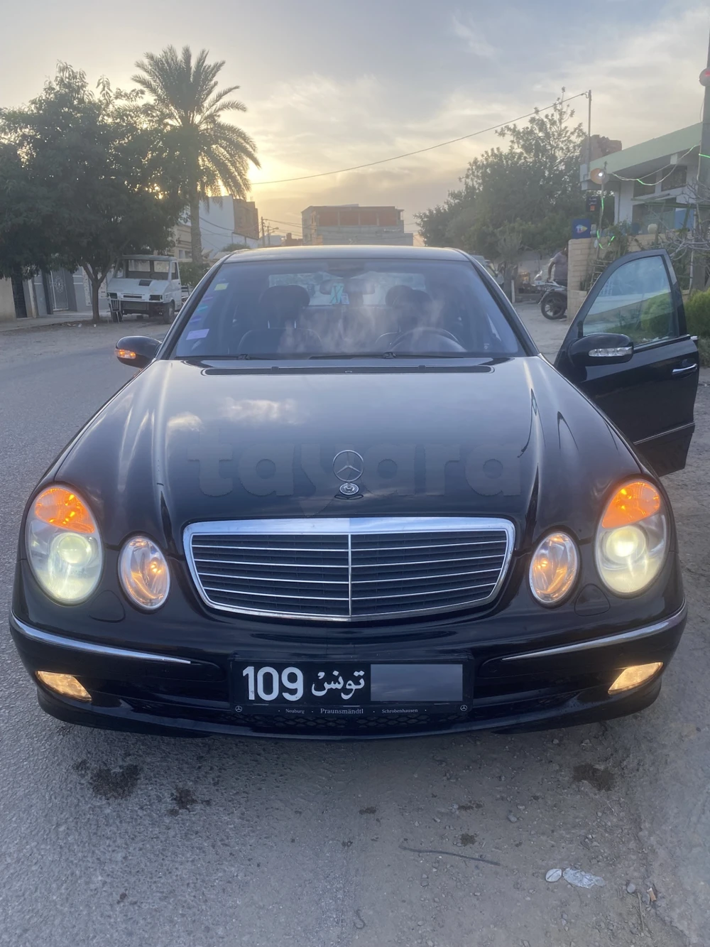 Carte voiture Mercedes-Benz Classe E