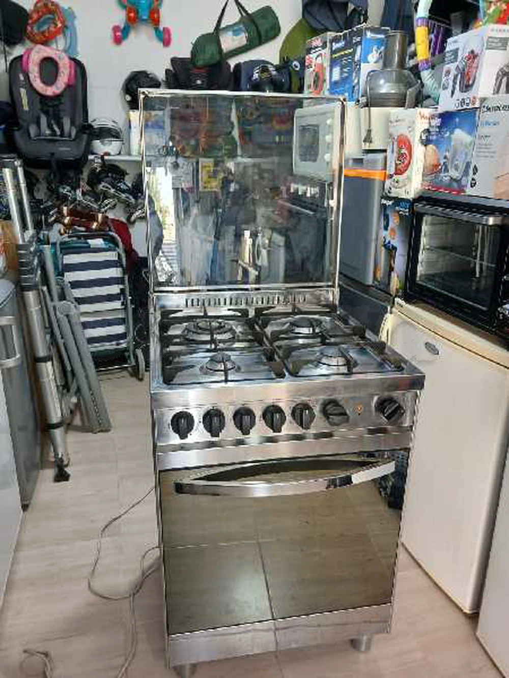 cuisinière LOFRA 4 Feux Four électrique avec ventilateur importé