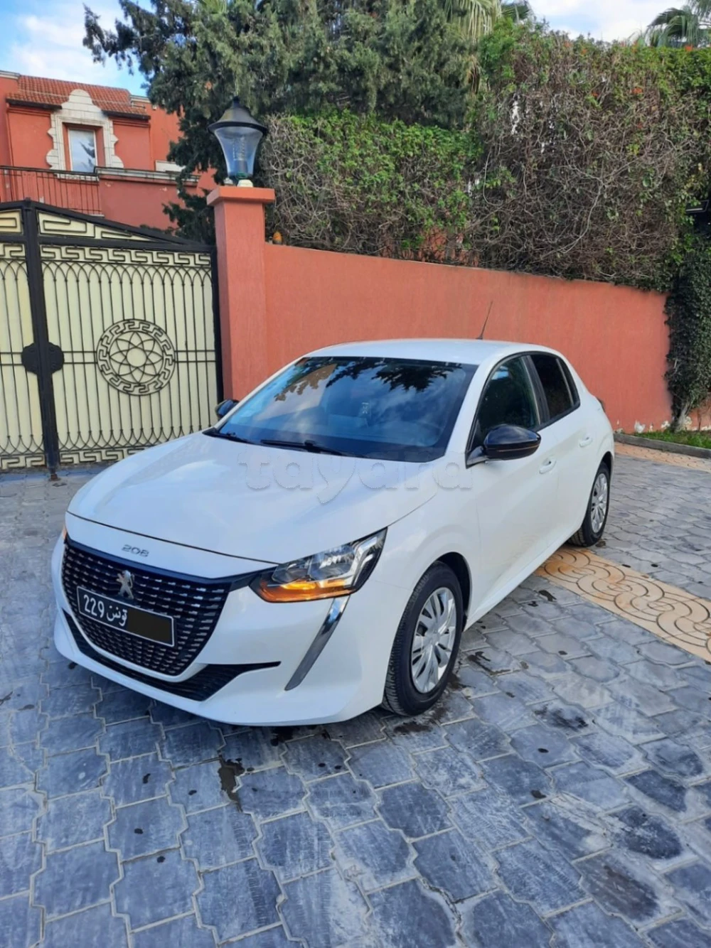 Carte voiture Peugeot 208