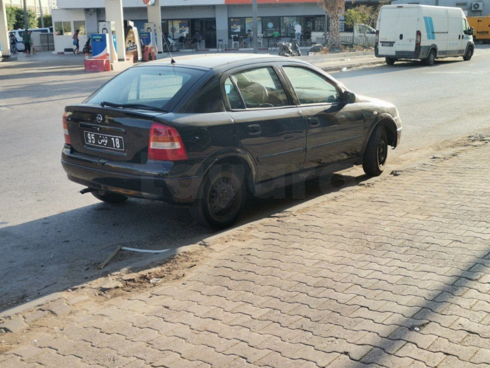 Carte voiture Opel Astra