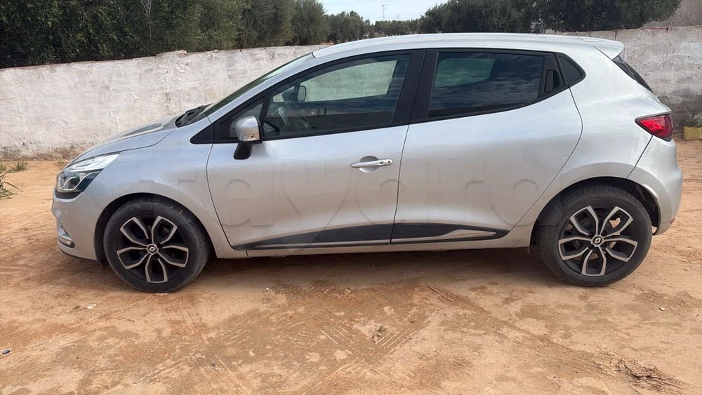 Carte voiture Renault Clio