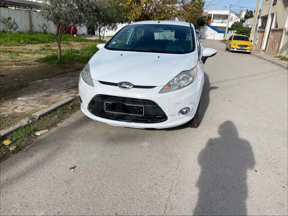 Carte voiture Ford Fiesta