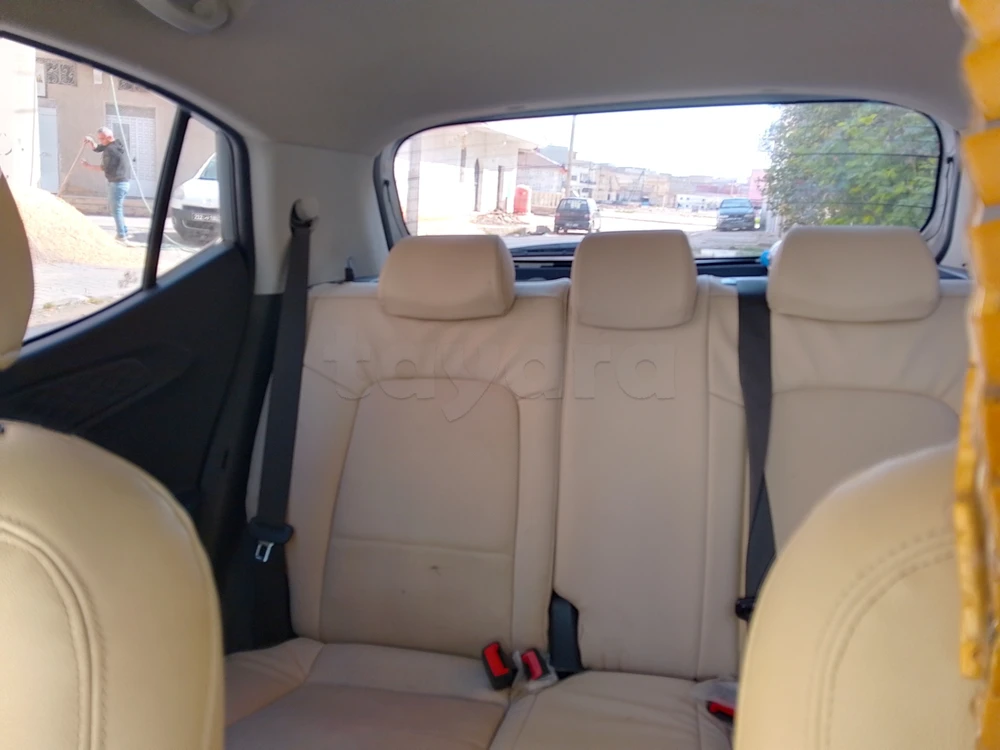 Carte voiture Hyundai i10