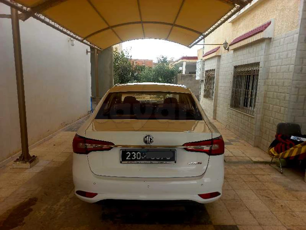 MG 5