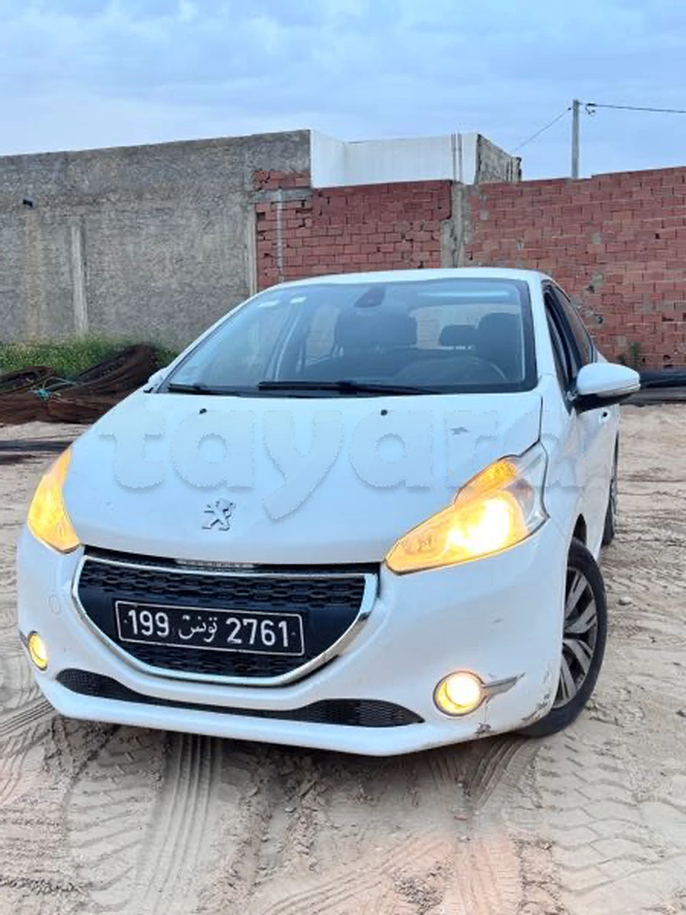 Carte voiture Peugeot 208
