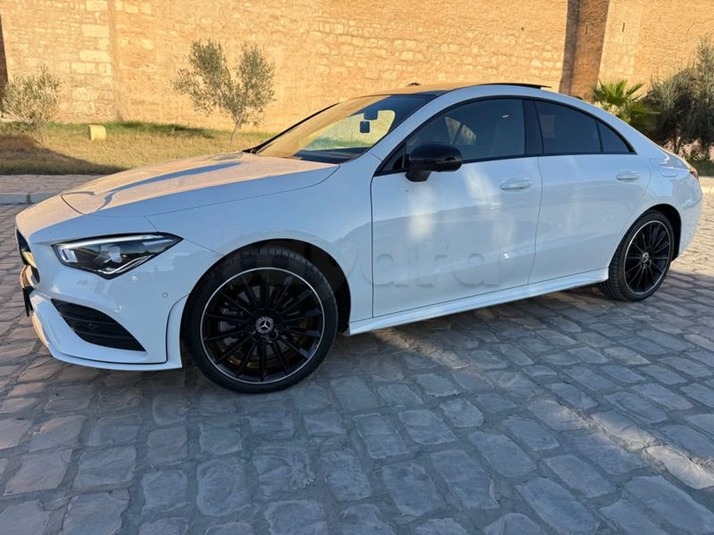 Carte voiture Mercedes-Benz Classe CLA