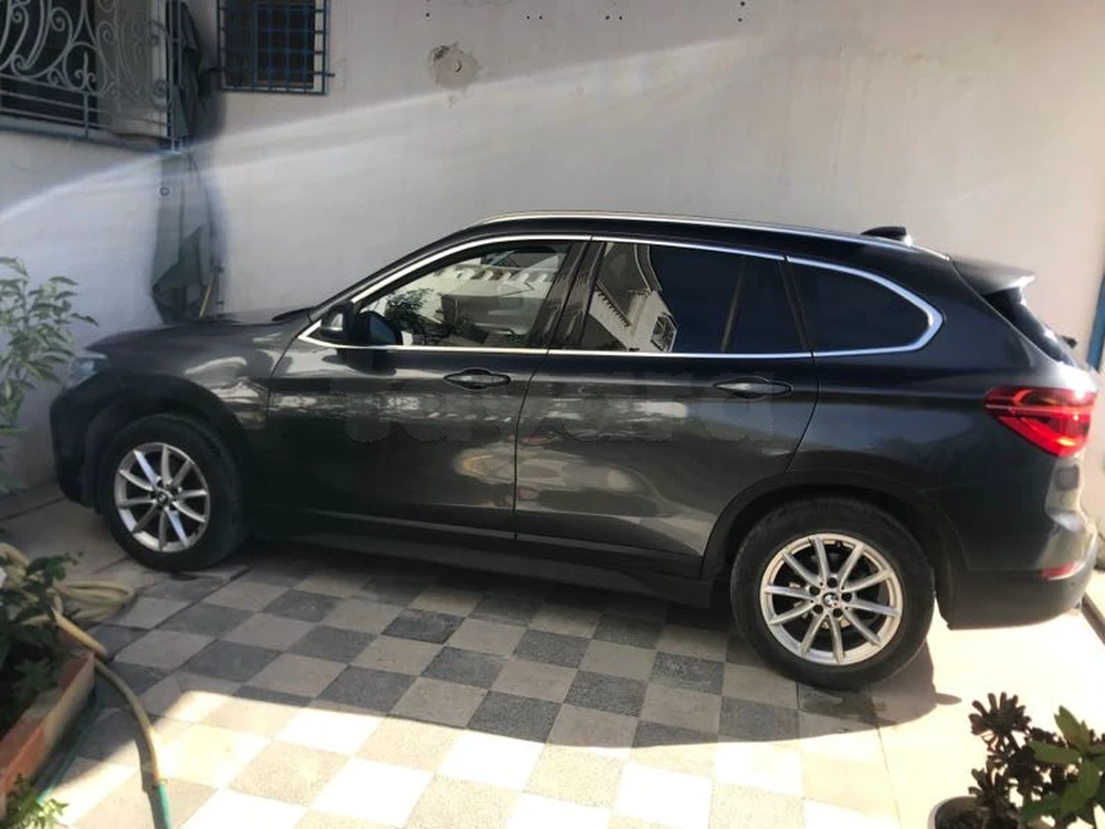 Carte voiture BMW X1